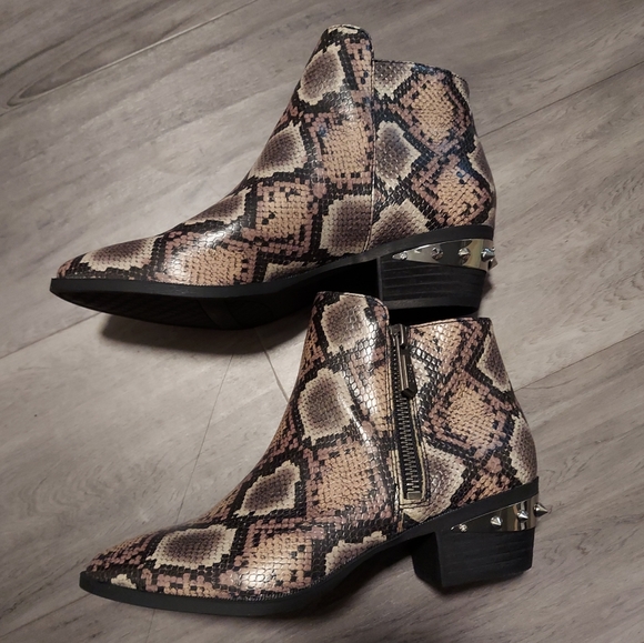 NWOT Cirus by Sam Edelman Studded Snake Bootie
